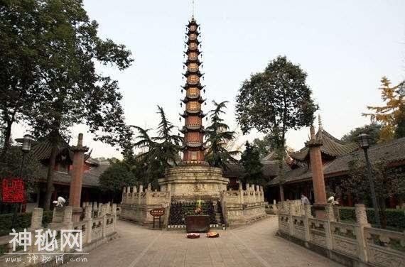 四川成都香火最旺的十大寺庙，人山人海，你去过几个-1.jpg