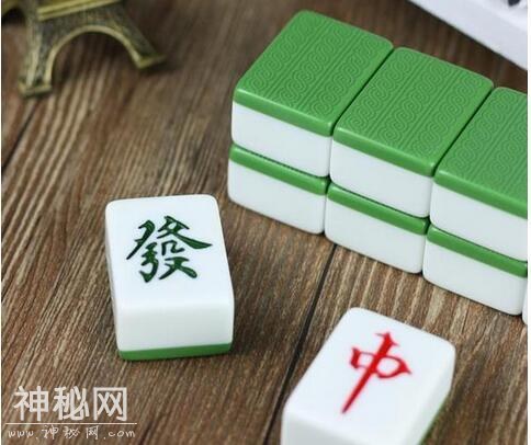 打麻将10局9输？牢记“胡牌”必胜绝技，让你赢钱停不下来-1.jpg