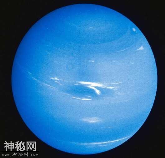 太阳系的地狱星球，木星在它面前不算什么，地表流淌滚烫钻石海洋-1.jpg