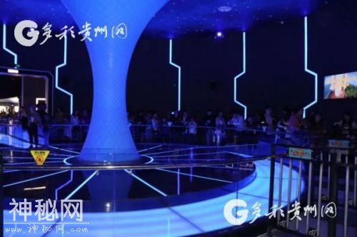 东方科幻谷有个“网红餐厅” 游客来了必“打卡”-4.jpg