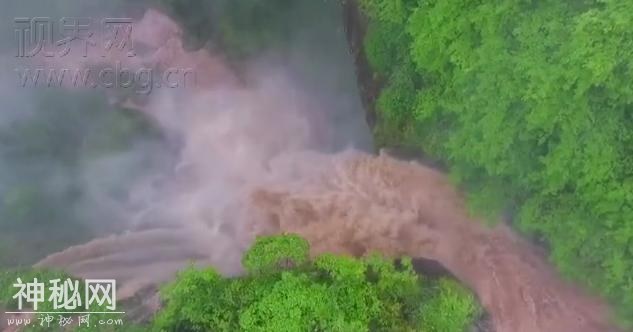 暴雨袭击山城 部分区县遭遇地质灾害-4.jpg