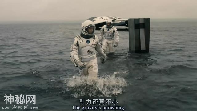 《星际穿越》的科幻世界有多精彩 看了这些镜头就知道-1.jpg