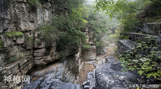 山西河津的千年梯子崖山里，藏着一个地质地貌风景区-4.jpg