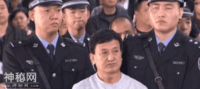 他是现代盗墓的祖师爷，曾口出狂言：100个考古专家都不如他-3.jpg