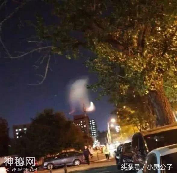 揭秘：前晚夜空上方出现的“UFO”到底什么来历？-3.jpg