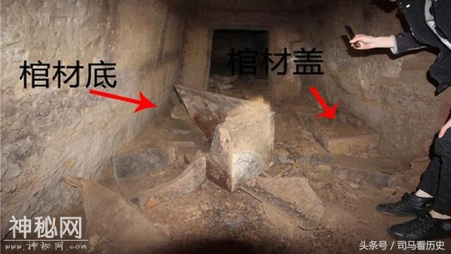 堪称盗墓界“第一变态”，盗墓不为钱财，只想干两件“恶心”事！-4.jpg