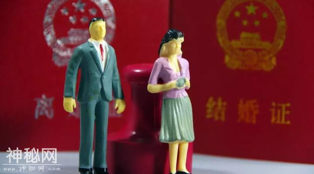 2018离婚大数据曝光：你想嫁的爱情，注定是份奢侈品-1.jpg