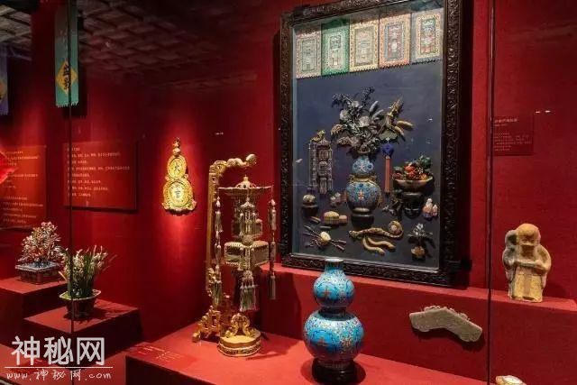 进宫过年丨故宫还原清代皇宫过大年场景，破纪录展出近900件文物-5.jpg