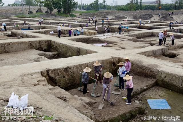 清朝古墓被发掘，墓主人死相恐怖，专家怀疑其死而复生！-1.jpg