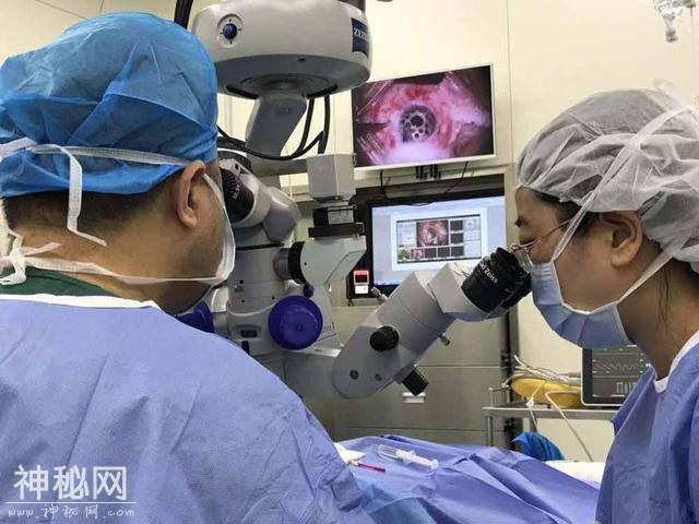 角膜盲不再是“绝症”，全国首例领扣型人工角膜临床试验成功实施-3.jpg