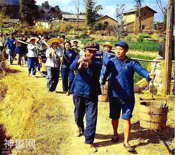 修梯田挖出怪土，发现千年古墓，专家及时发掘，揭开古国神秘面纱-2.jpg