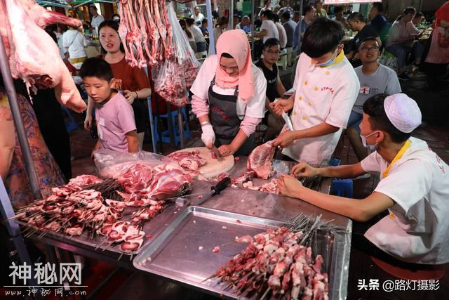 兰州最火的美食街却被当地人说成“专坑外地人”，你怎么看？-4.jpg