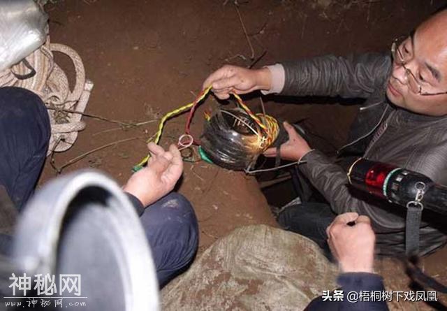 现代盗墓如何防”墓毒“？古代送入鸡狗测验，不死后人才敢进去-3.jpg