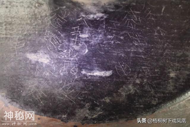 现代盗墓如何防”墓毒“？古代送入鸡狗测验，不死后人才敢进去-5.jpg