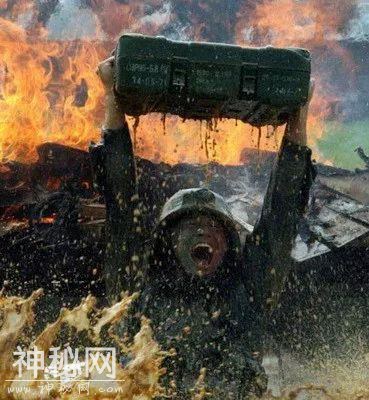 为什么美国不敢对中国动武？中国士兵都在研究世界地图，太可怕-6.jpg