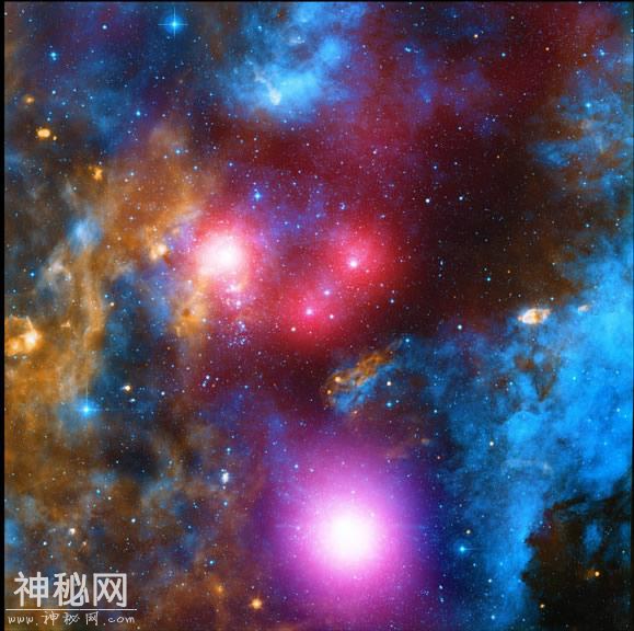 曼妙宇宙的瑰丽，NASA发布的最新宇宙星系图像-4.jpg