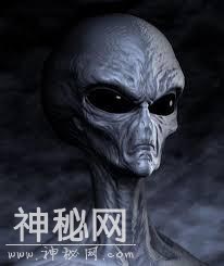 真有外星人和星球大战？中国岩画与古籍都有记载-2.jpg