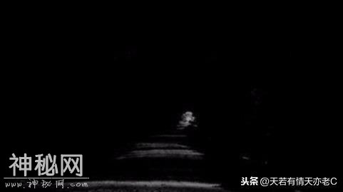 全球四大夜间最KB的灵异道路-2.jpg