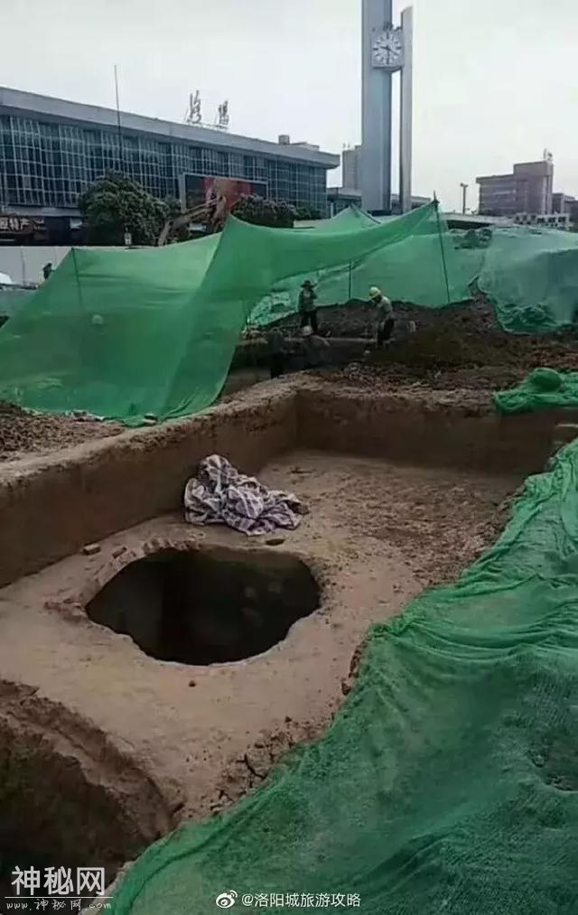 洛阳火车站南广场挖出古墓，地下都是文物，城市建设有多难？-13.jpg