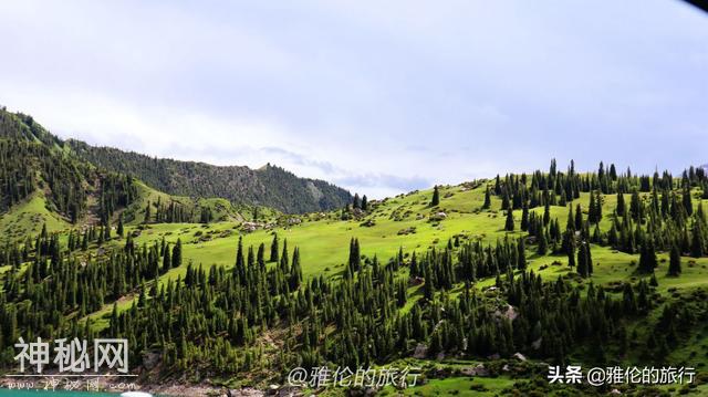 新疆库车大小龙池，天山上2颗蓝绿宝石，却有神秘黑色水怪？-3.jpg