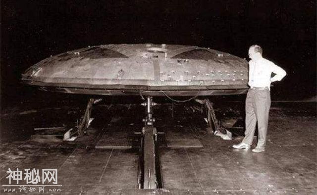 美国军方承认遭遇UFO，莫非是别隆采圆盘？反正不会是阿芙罗-2.jpg