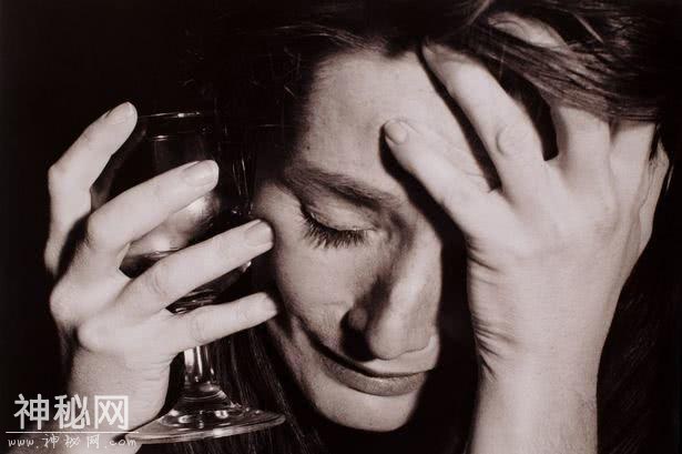 美国61岁妇女患怪病身体会“自动酿酒”，不饮酒的她尿里全是酒精-2.jpg