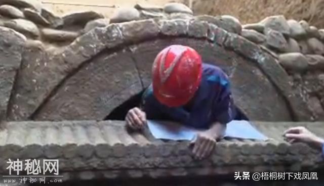 河南考古发现民坟反盗墓新奇方式，方法很简单，但想打开墓门很难-14.jpg