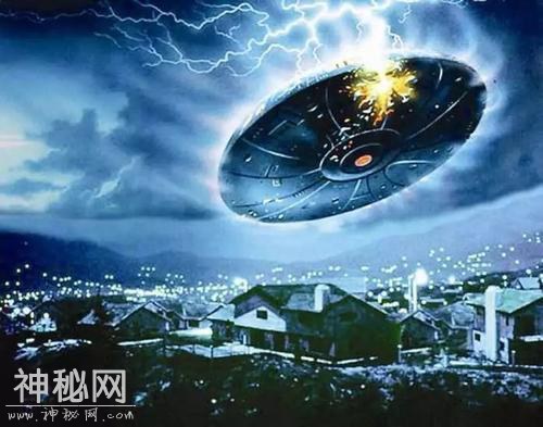 疫情泛滥，美国却公布三段UFO视频，为何如此？原因可能有这些-3.jpg