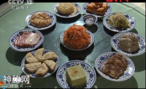 刘谦娇妻宫廷饭馆因难吃上热搜，菜品单调不入眼，两人消费要上千-5.jpg