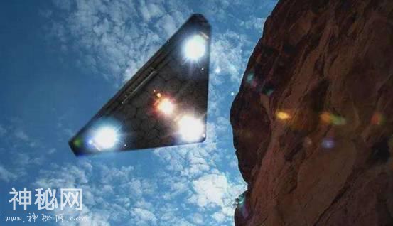 UFO来自美国？麻省理工承认研制飞碟，70年前就有“阿芙罗飞车”-8.jpg