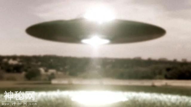 披露！时隔50多年，美国为啥又搬出UFO……-9.jpg