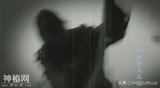 1957年浙江村庄现“野人”，村民抓住打死，一位老师把手脚制标本-4.jpg